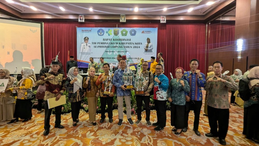 piala-lomba-uks-081124.jpg