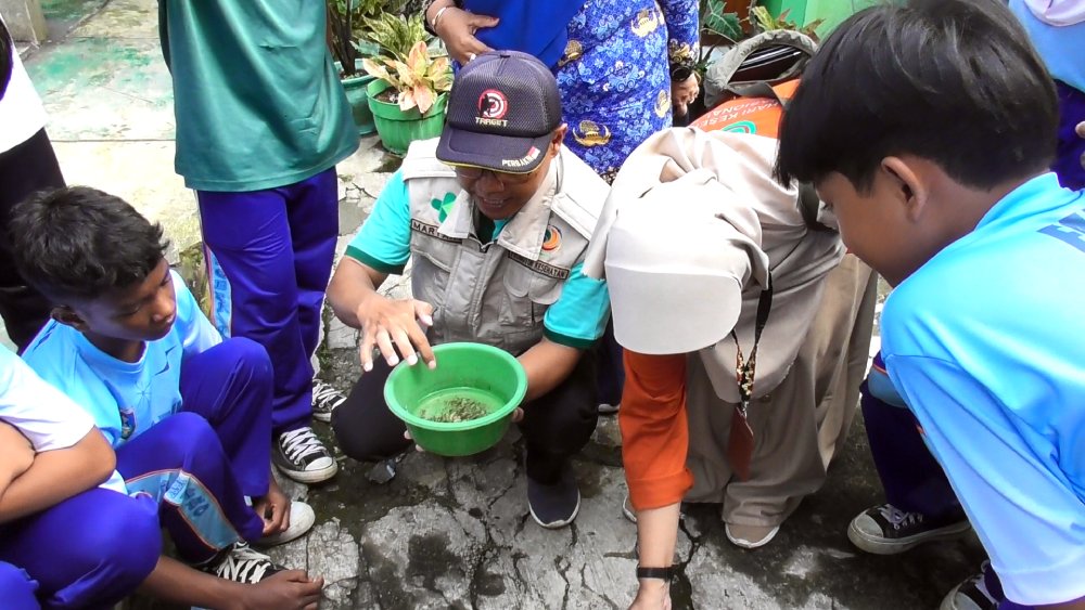 psn-sekolah-100225.jpg