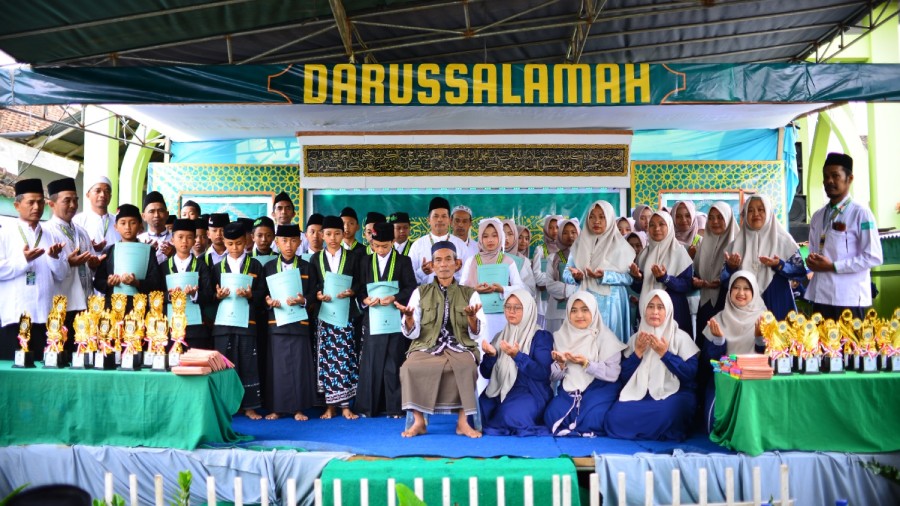 mdt-darussalamah-ngarip-tanggamus.jpg