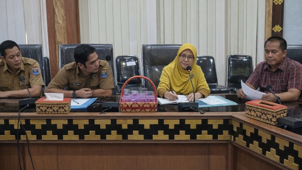 rapat-dinas-dprd.jpg